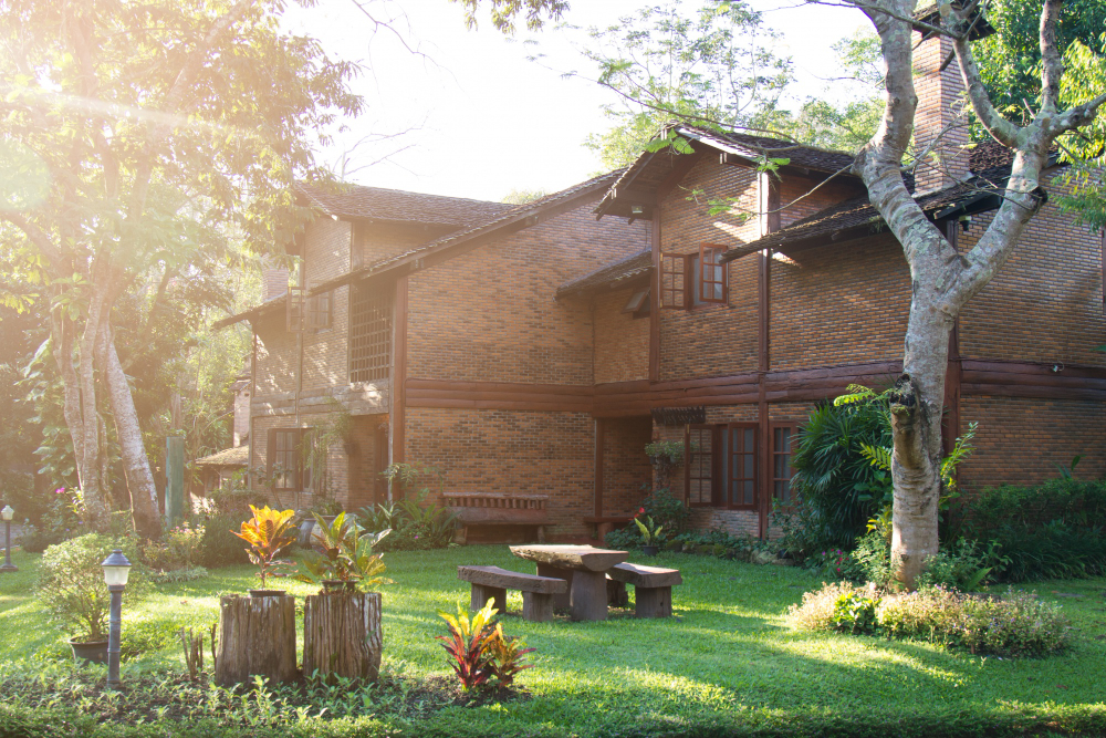 Mosquito control services for homes and backyard outdoor living spaces